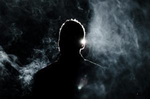 Герои психологического триллера про ПТСР в романе ЧАТ.